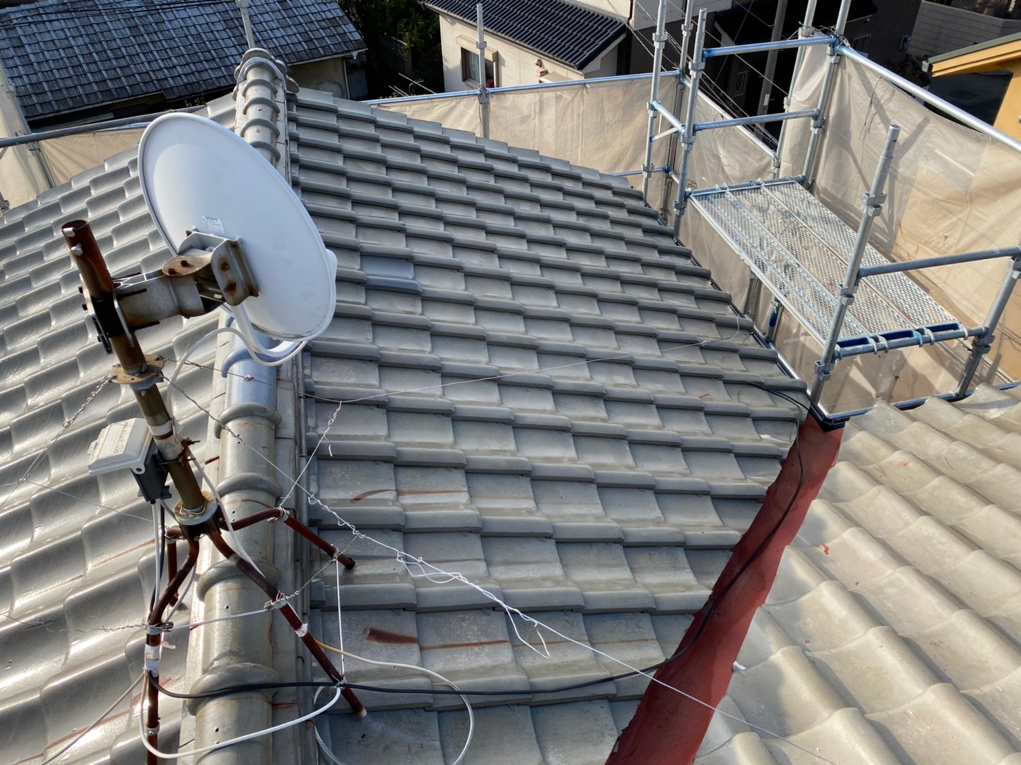 入隅のある形状で瓦屋根